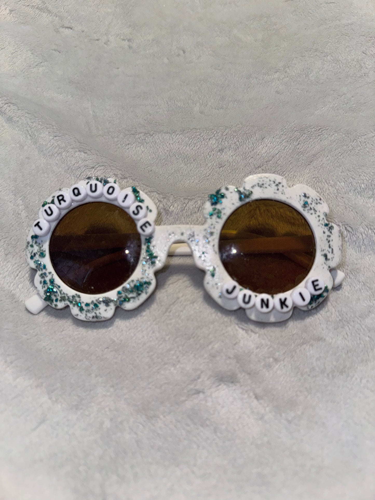 Turquoise junkie Sunnies