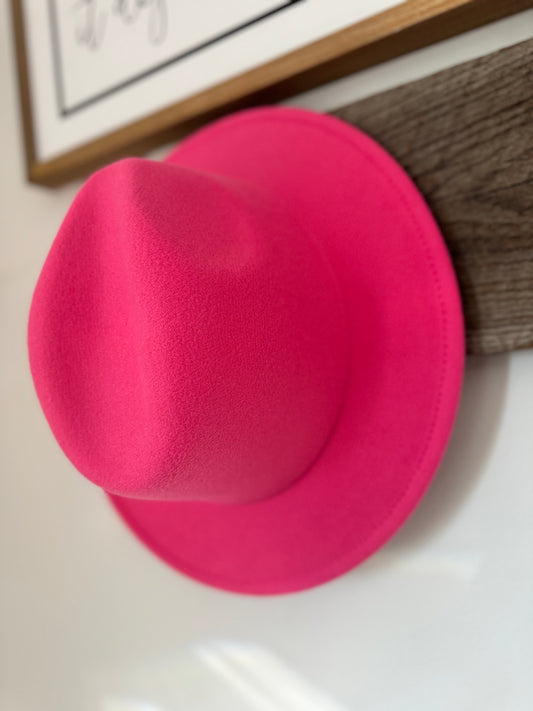 Adult pink reg brim